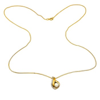 9ct Gold Pearl Pendant with Chain